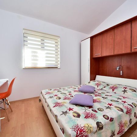 Cozy Holiday Home In Krusevo With Garden Esterno foto