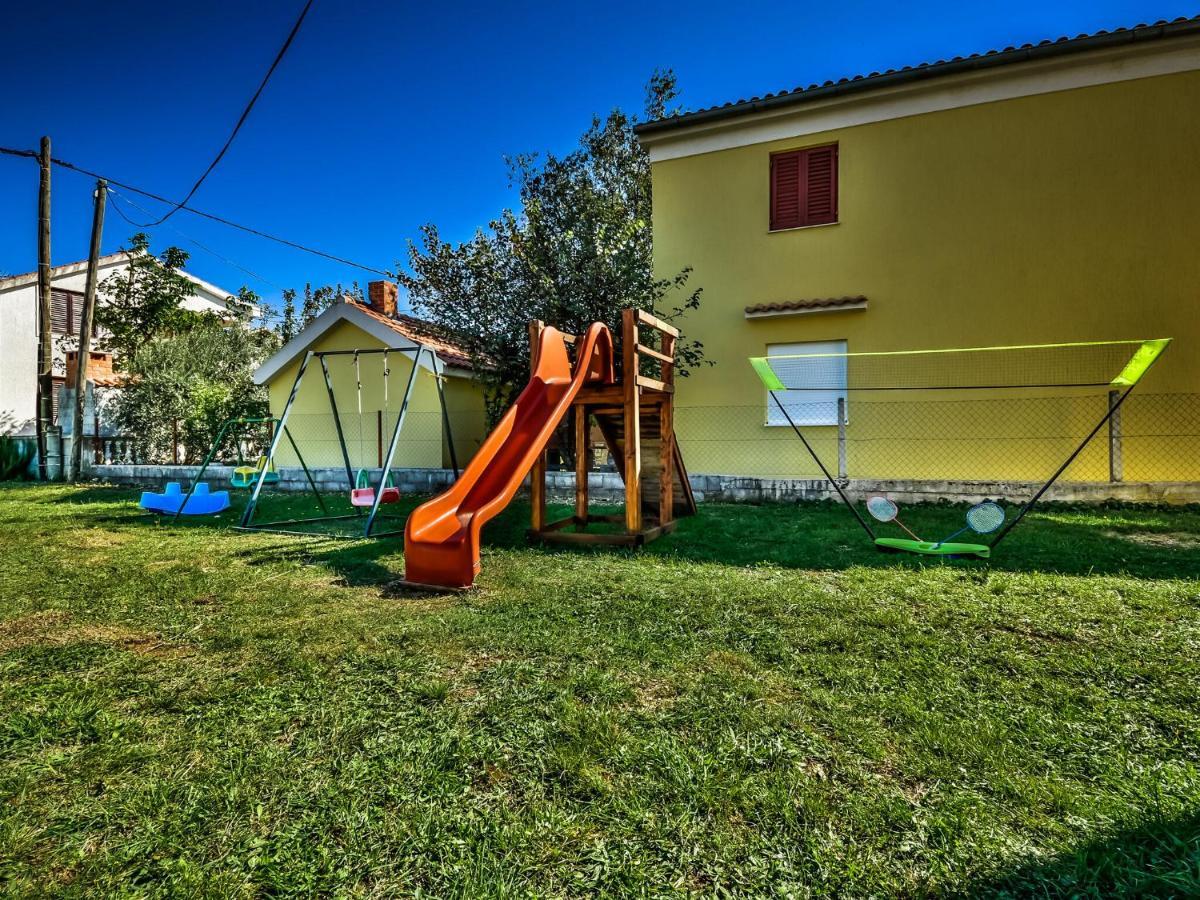 Cozy Holiday Home In Krusevo With Garden Esterno foto