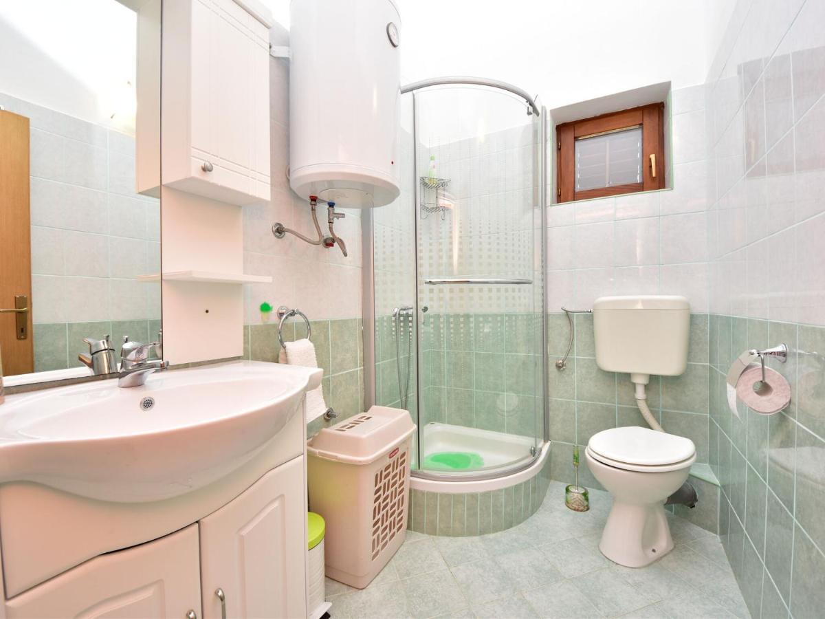Cozy Holiday Home In Krusevo With Garden Esterno foto